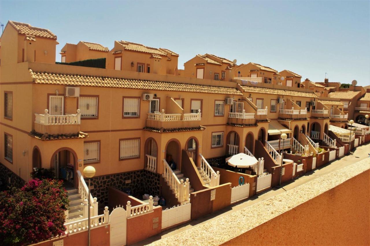 Chill Retreat Ac Bungalow In Gran Alacant Exterior photo